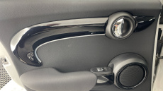 MINI Hatchback 1.5 Cooper Classic 5dr Auto Petrol Hatchback